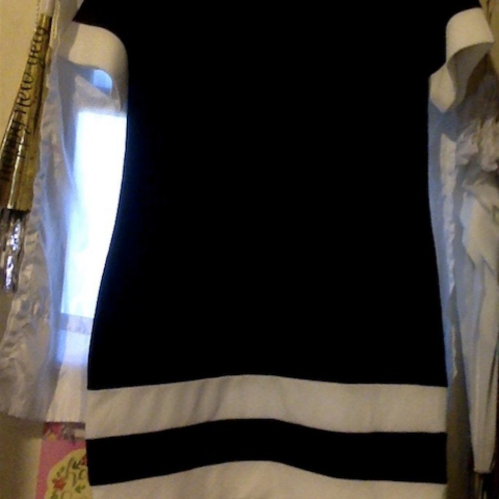 NEW Black and White Dress Size L